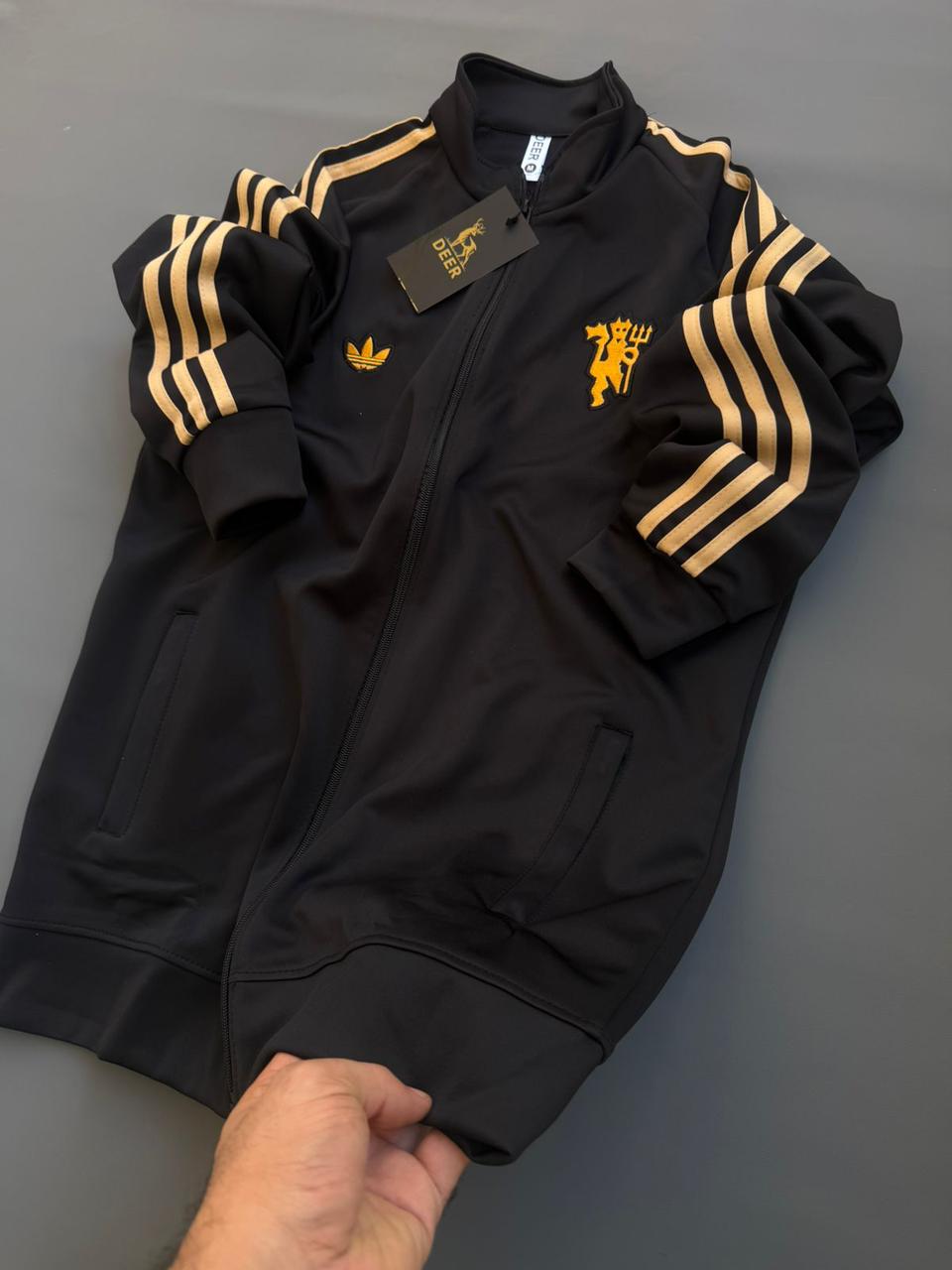 جاكت اليونايتد