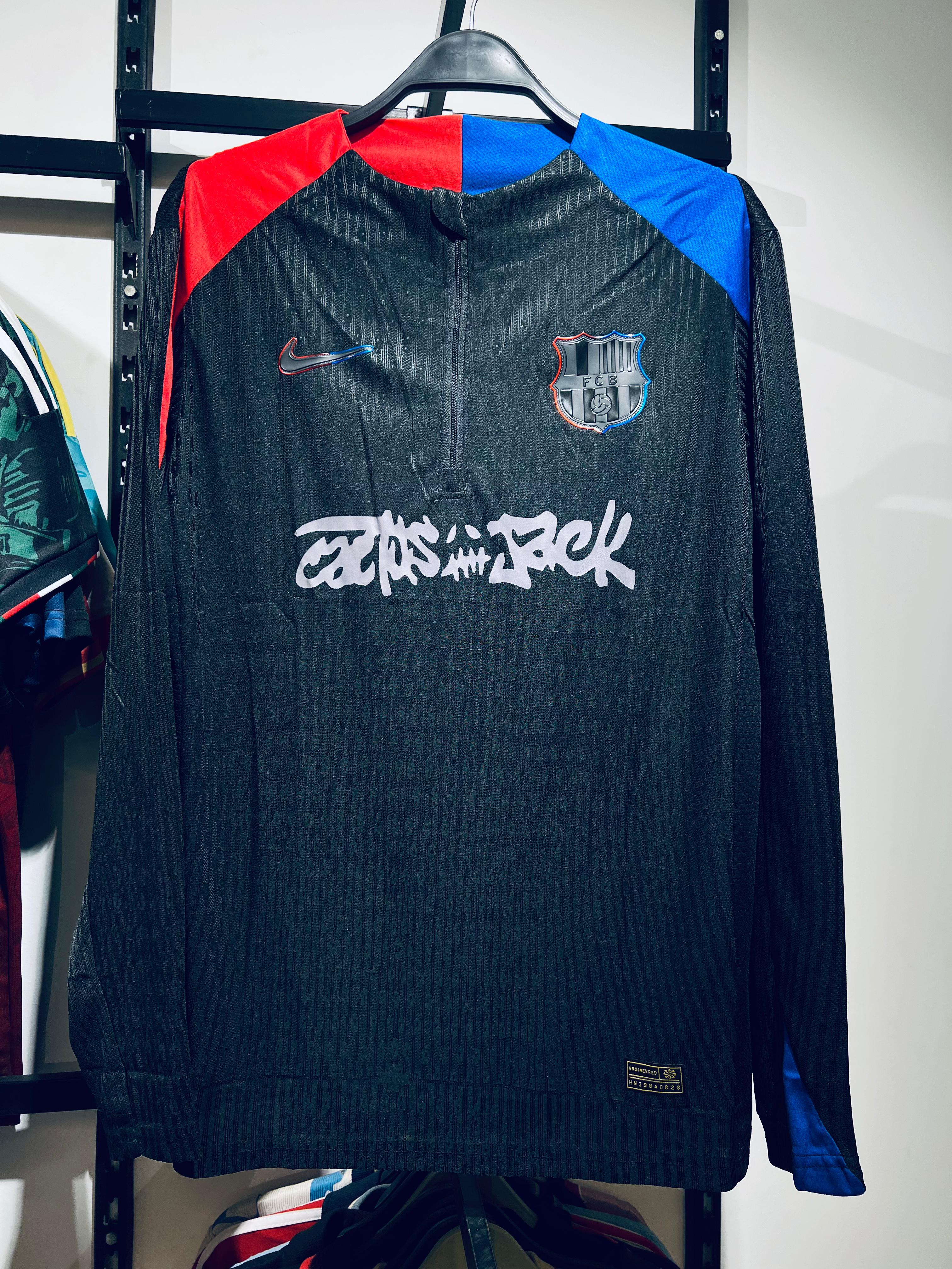 تراك ترافل اسكوت اسود