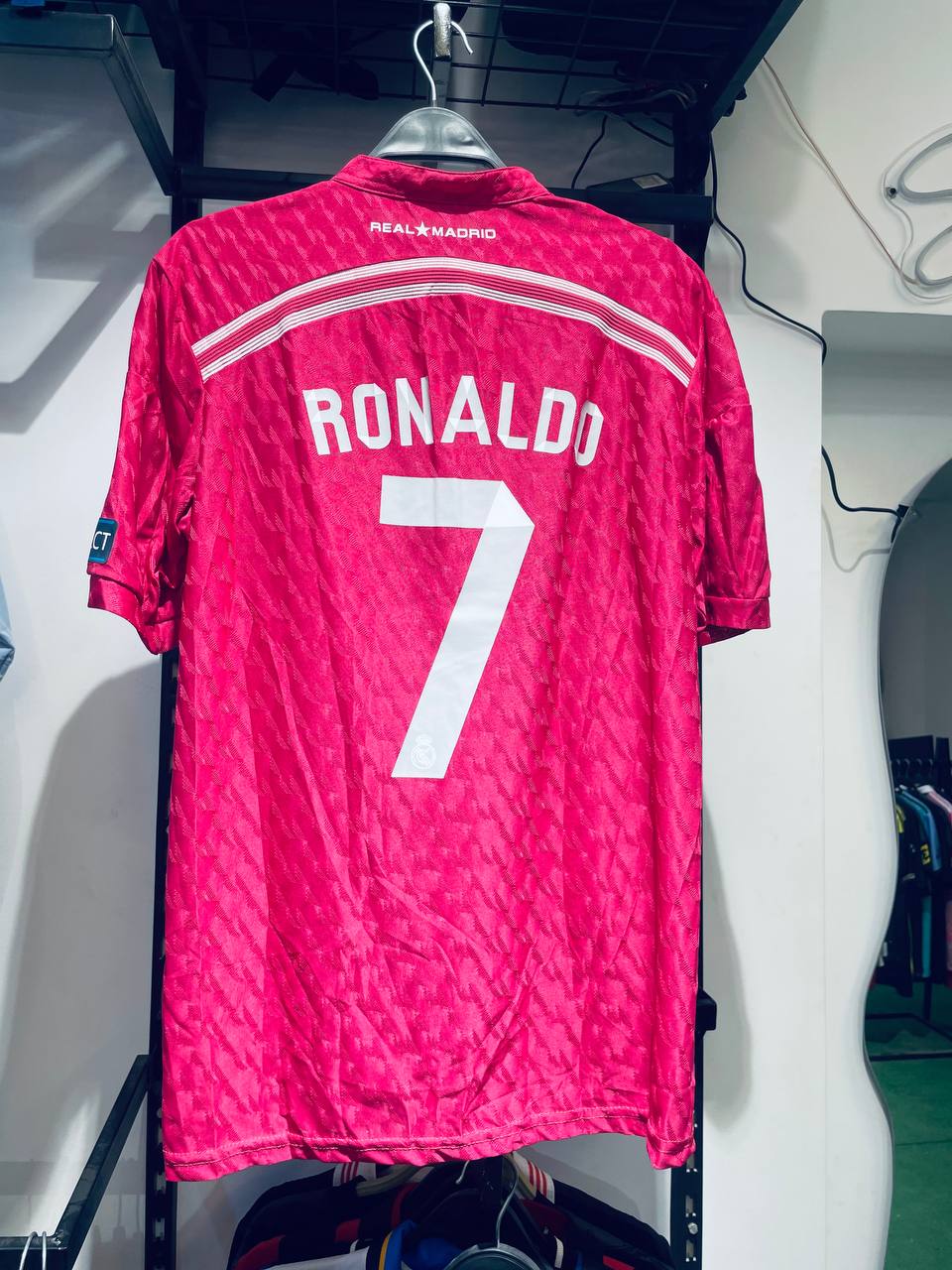 تيشيرت ريال مدريد بينك 2013 thumbnail