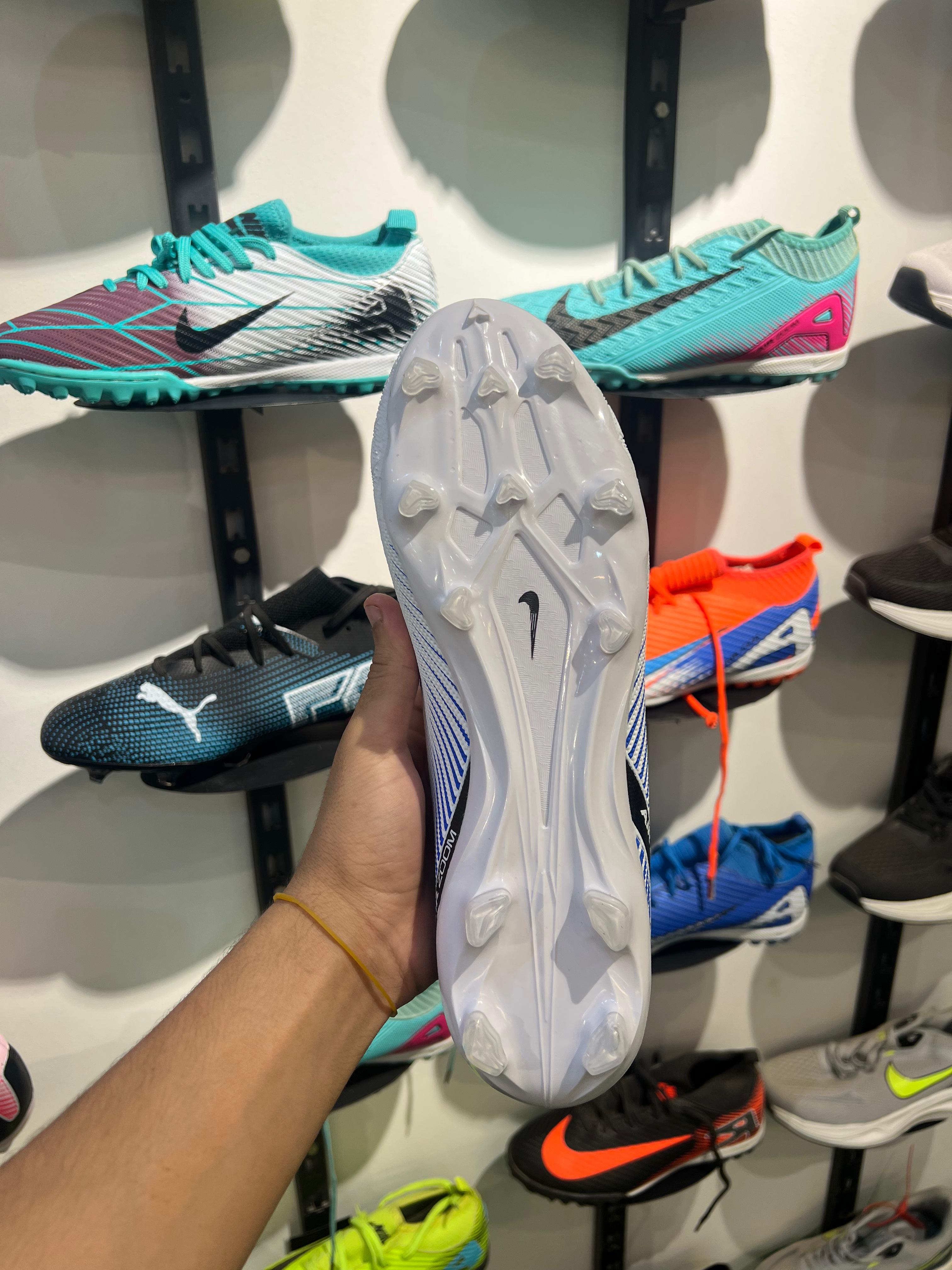 استارز اير زوم ابيض thumbnail