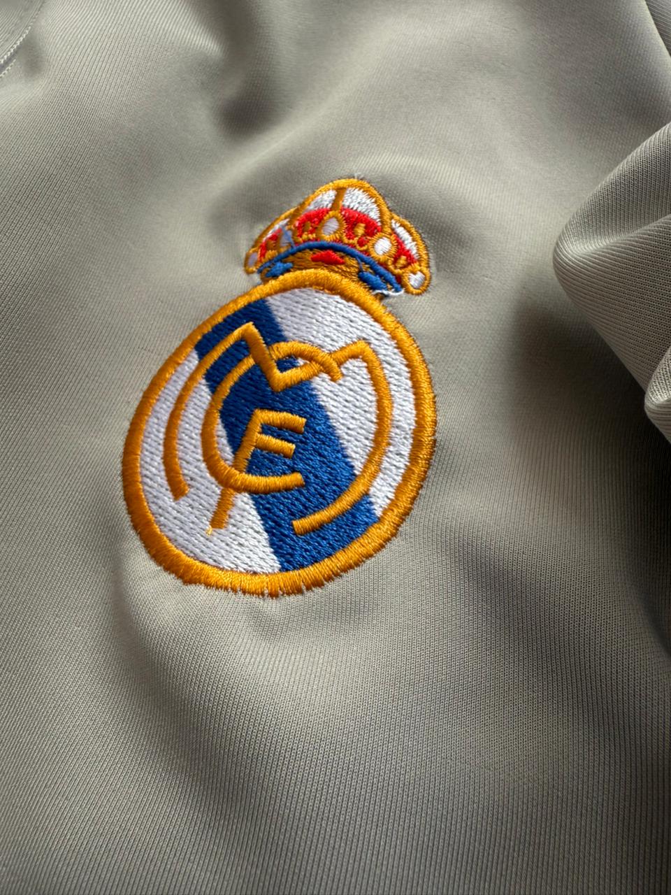 جاكيت ريال thumbnail