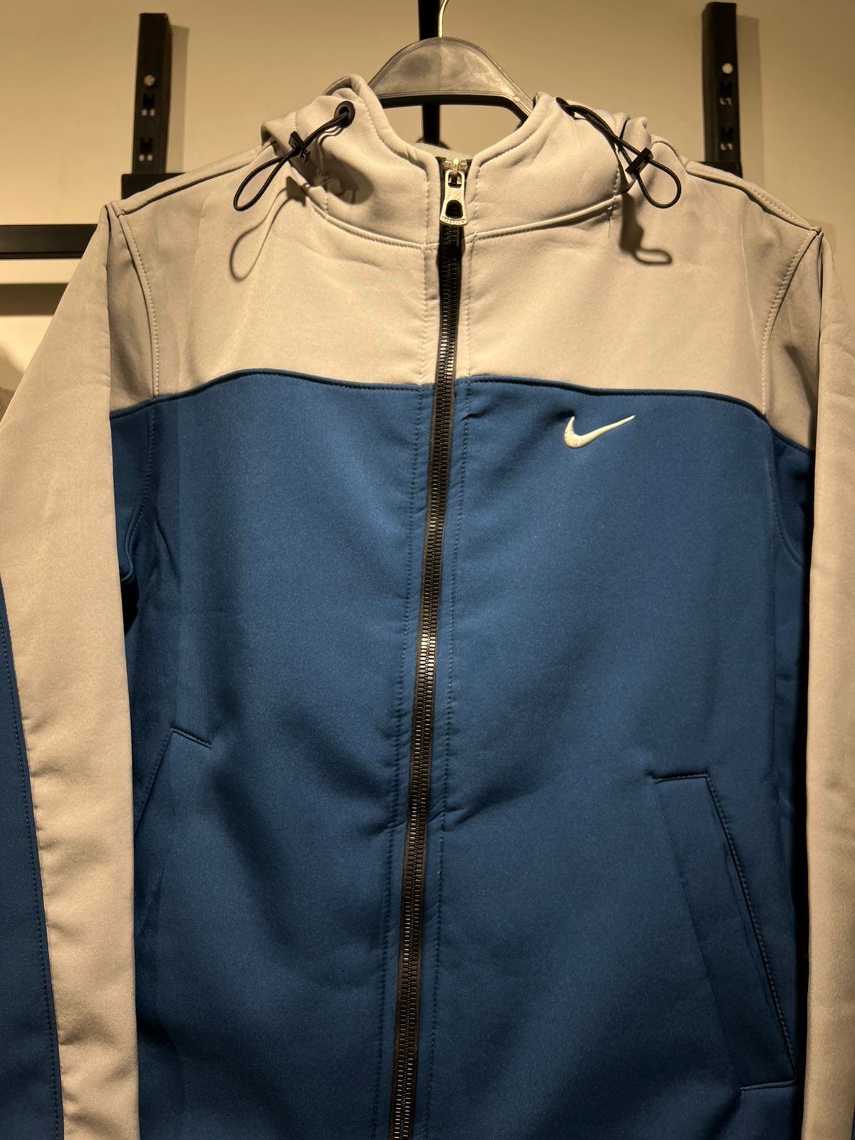 جاكت وتر بروف نايك مبطن ازرق thumbnail