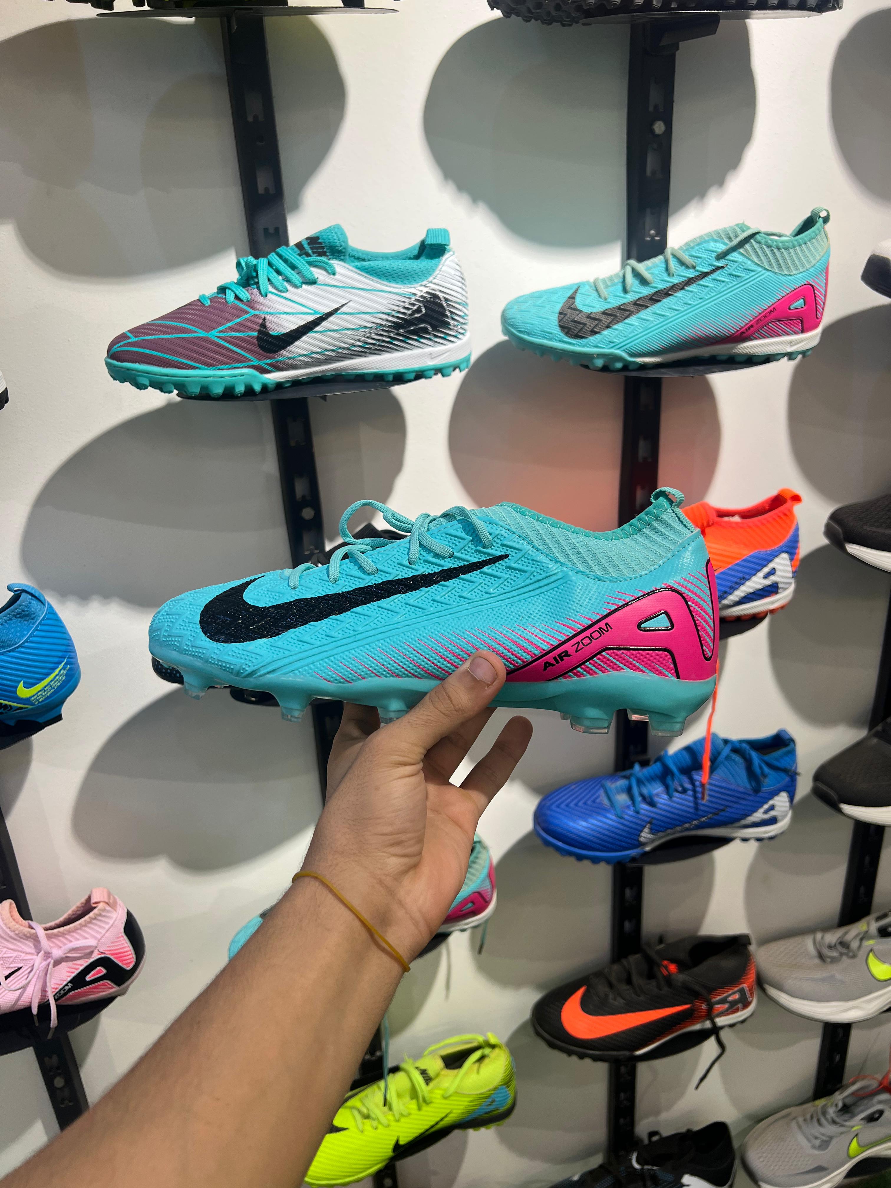 استارز اير زوم لبني