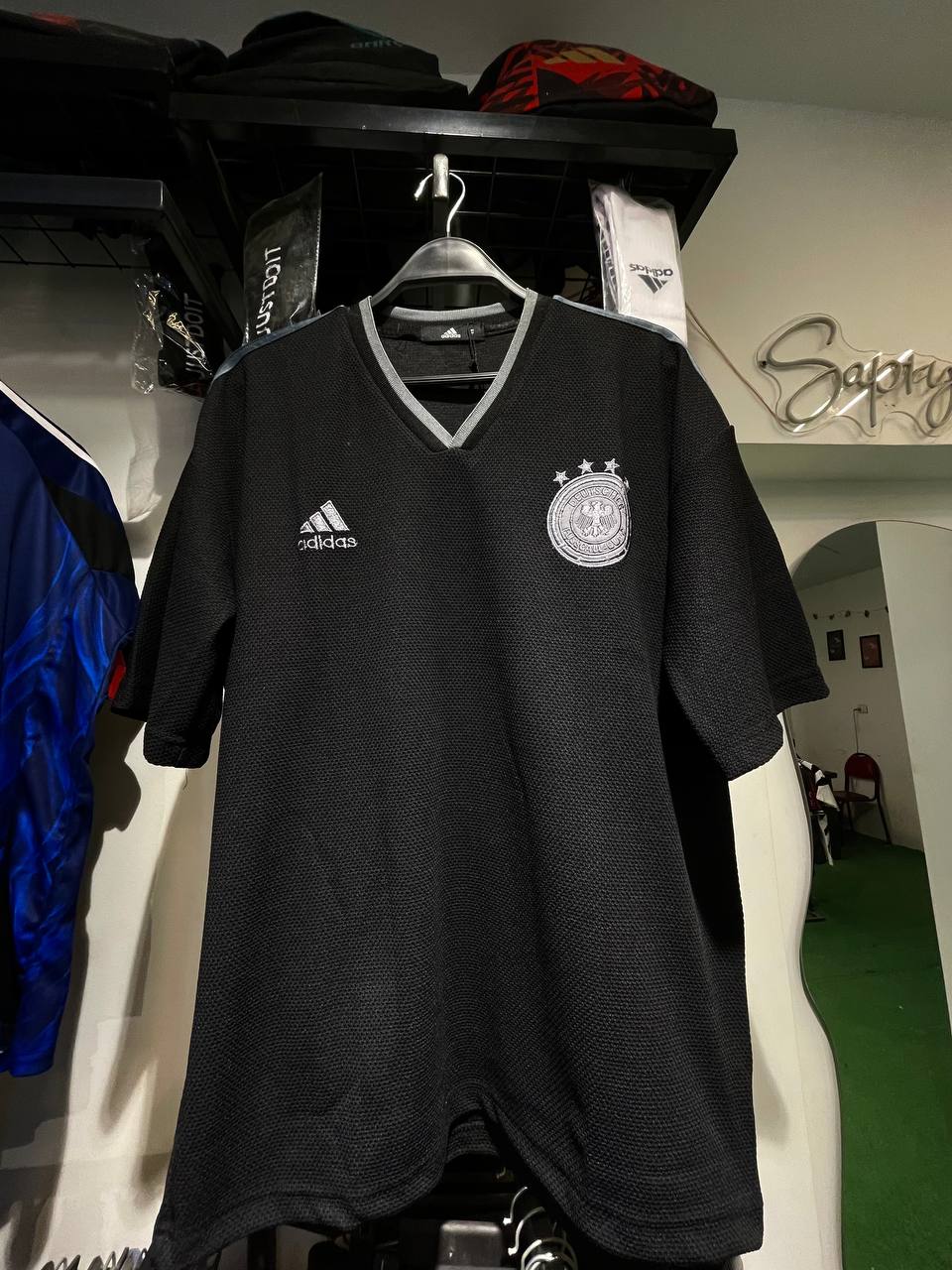 المانيا الاسود كلاسيك
