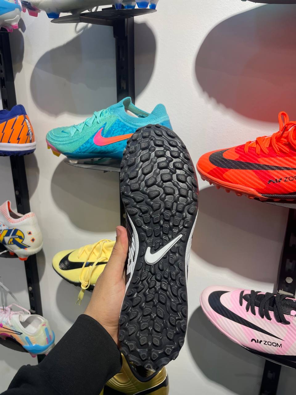 ترتان air zoom thumbnail