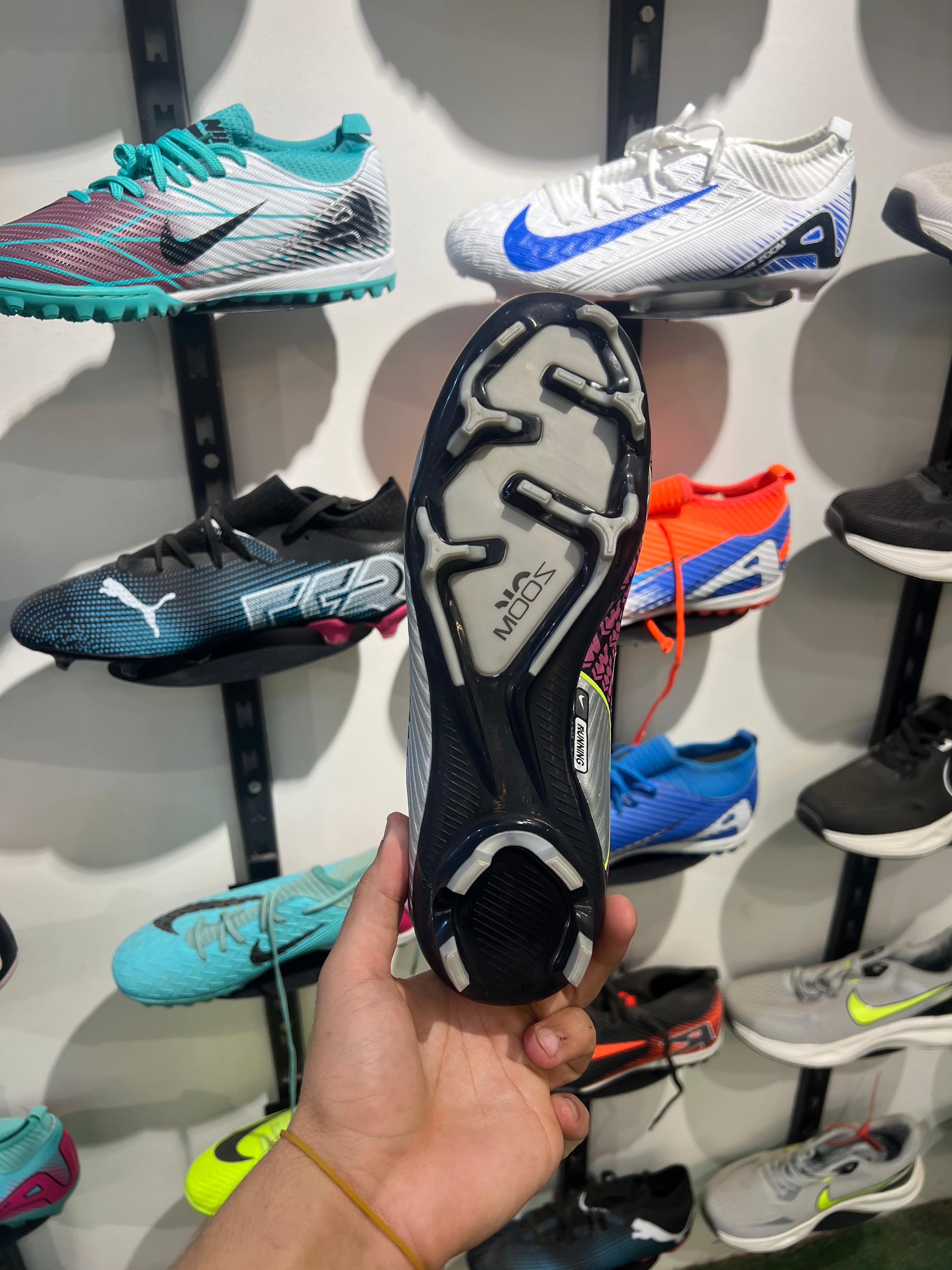 استارز اير زوم اسود thumbnail