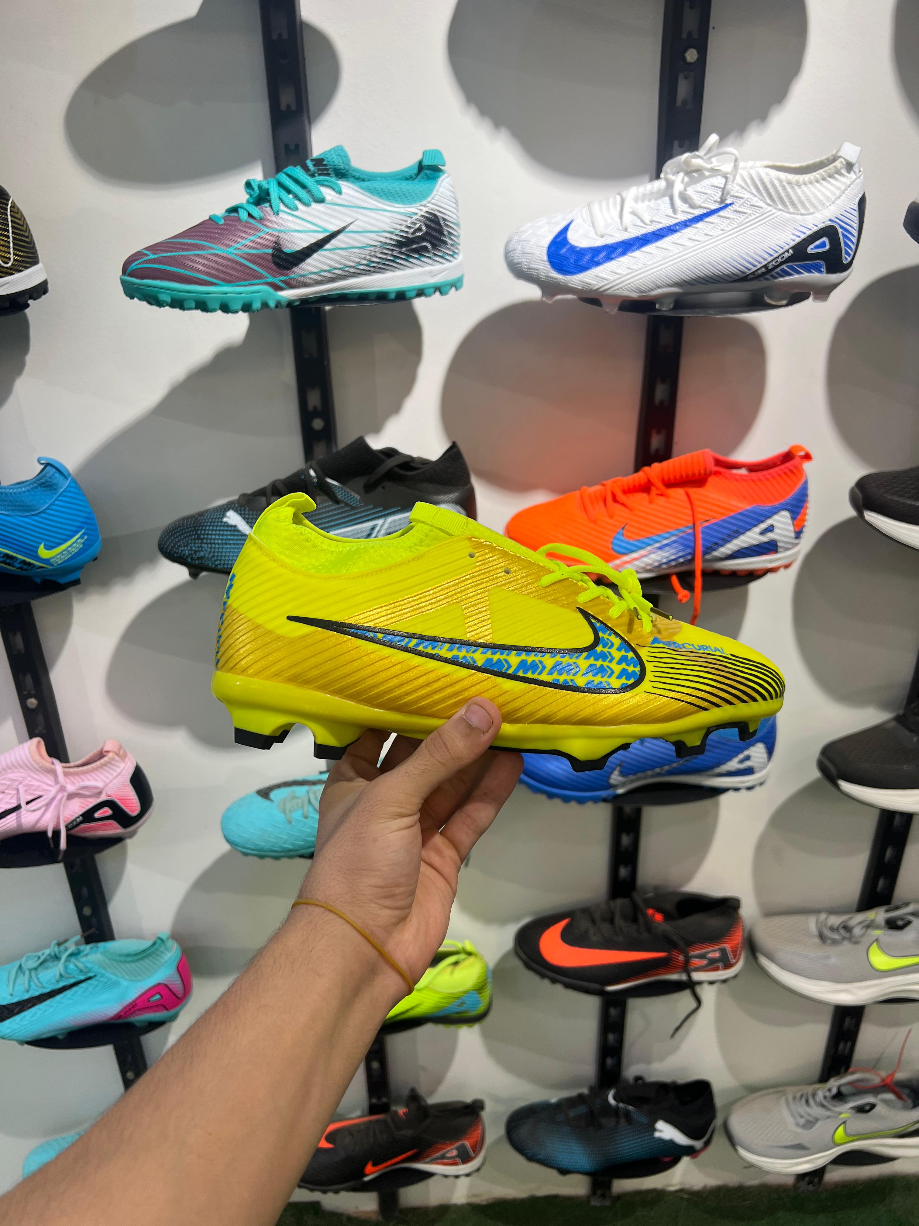 2 استارز اير زوم اصفر