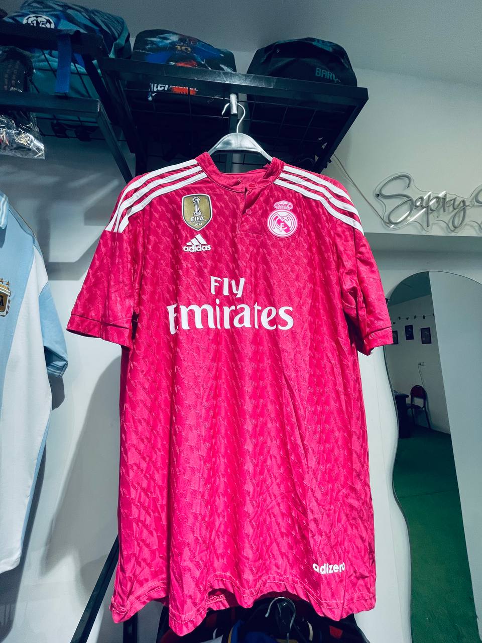 تيشيرت ريال مدريد بينك 2013 thumbnail