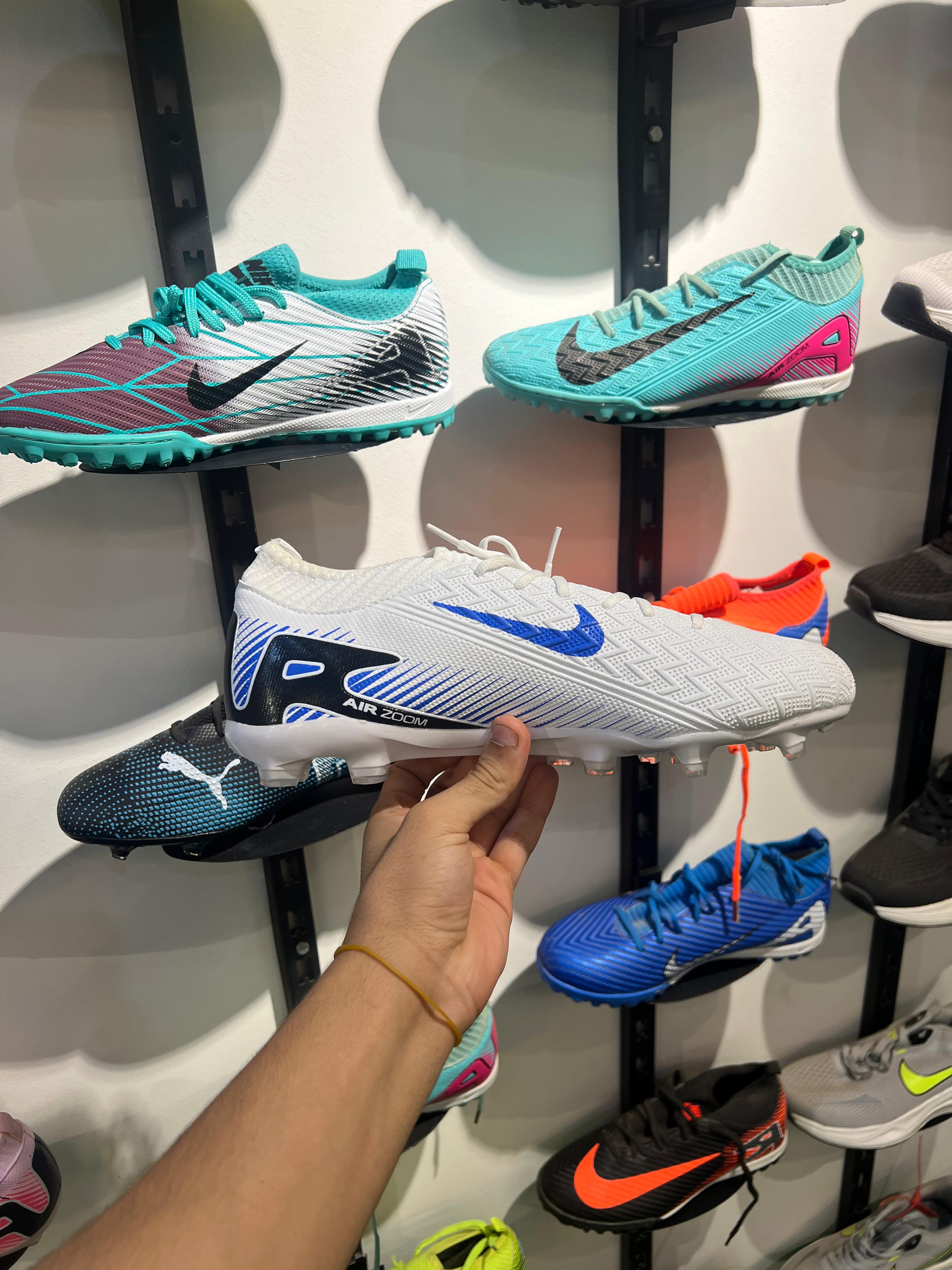 استارز اير زوم ابيض thumbnail