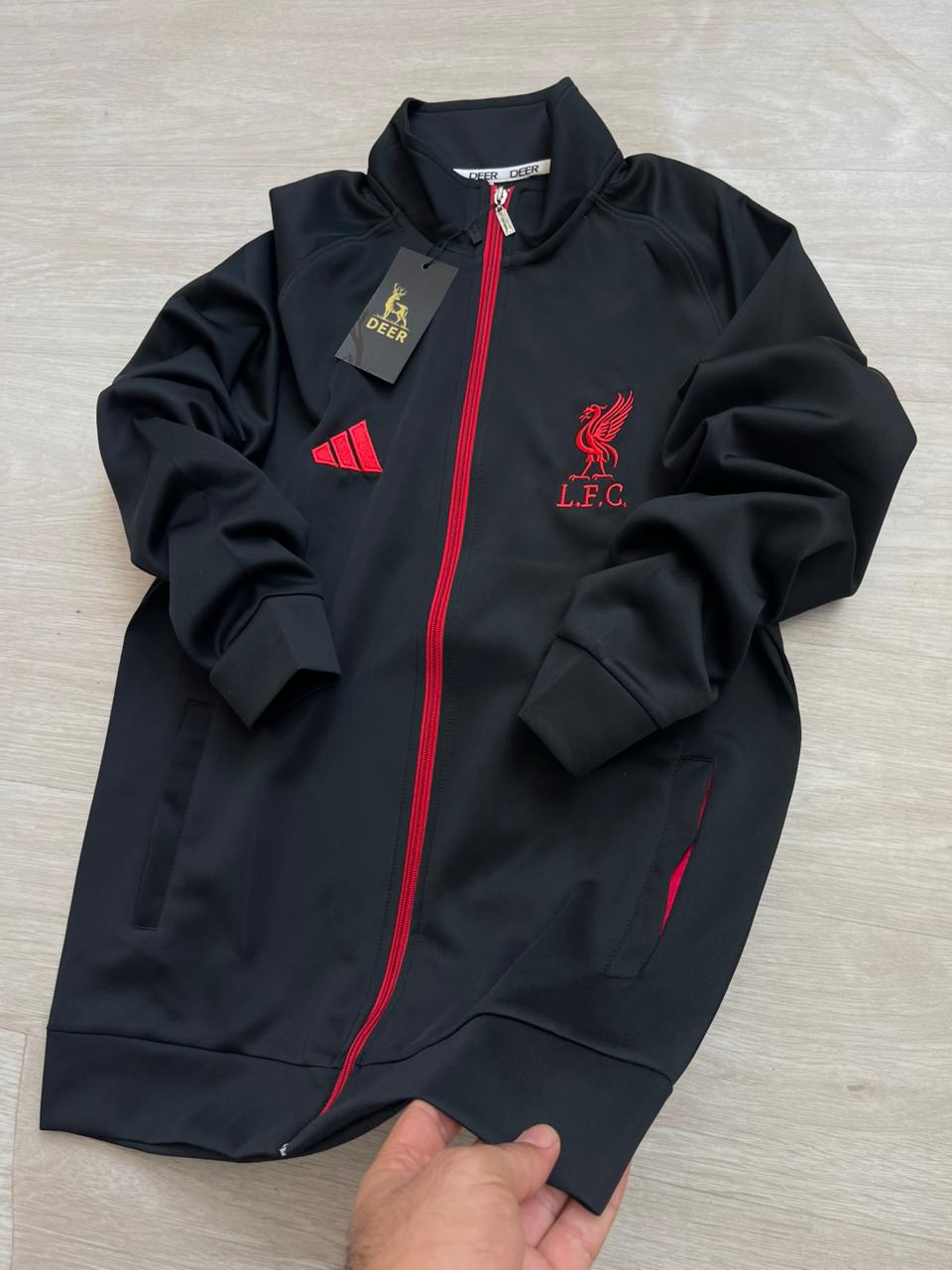 جاكيت ليفربول