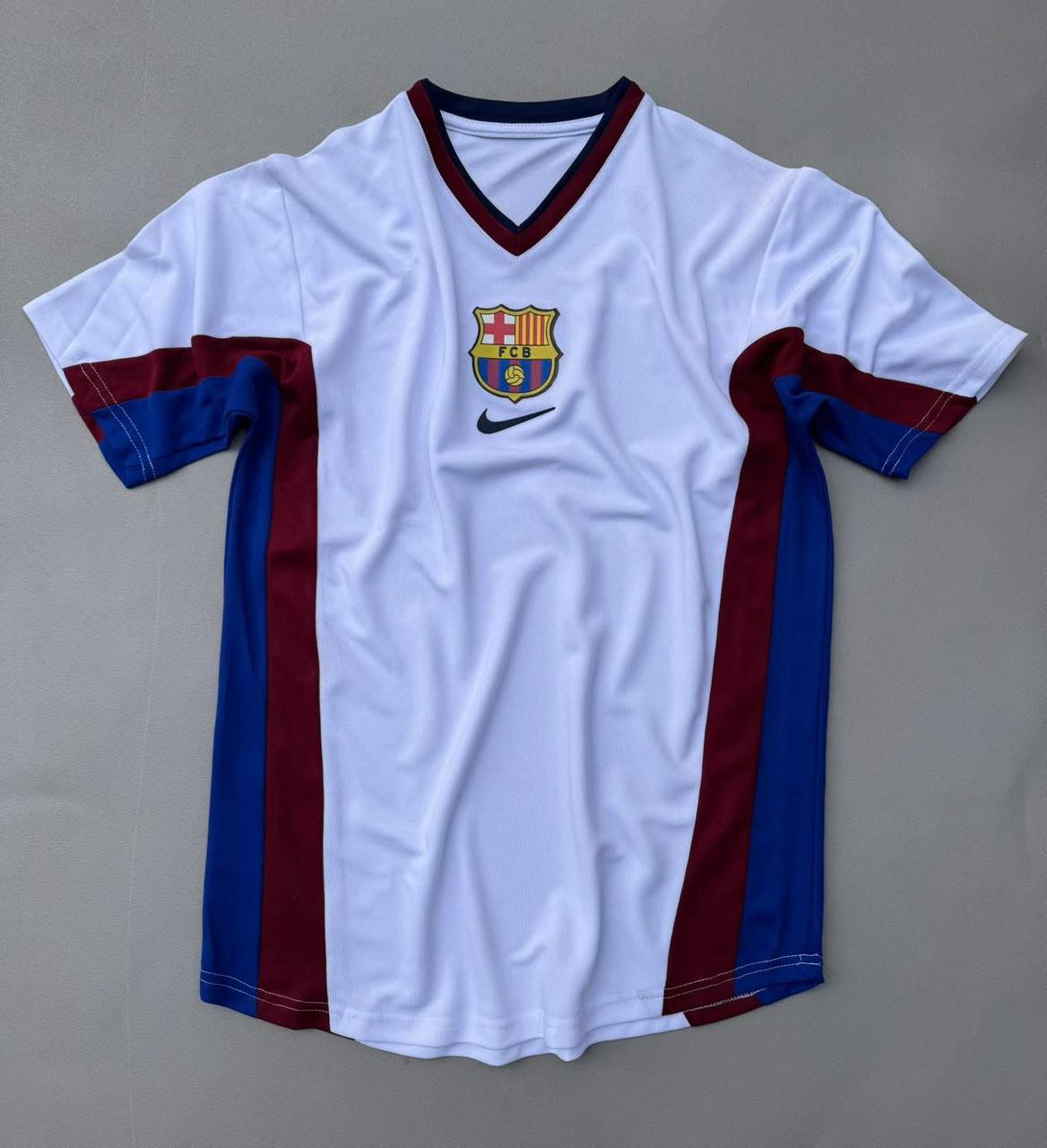 برشلونه الابيض