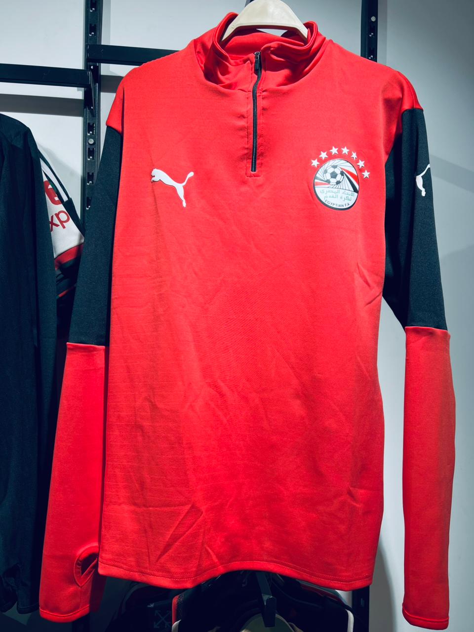 تراك منتخب مصر احمر ف اسود