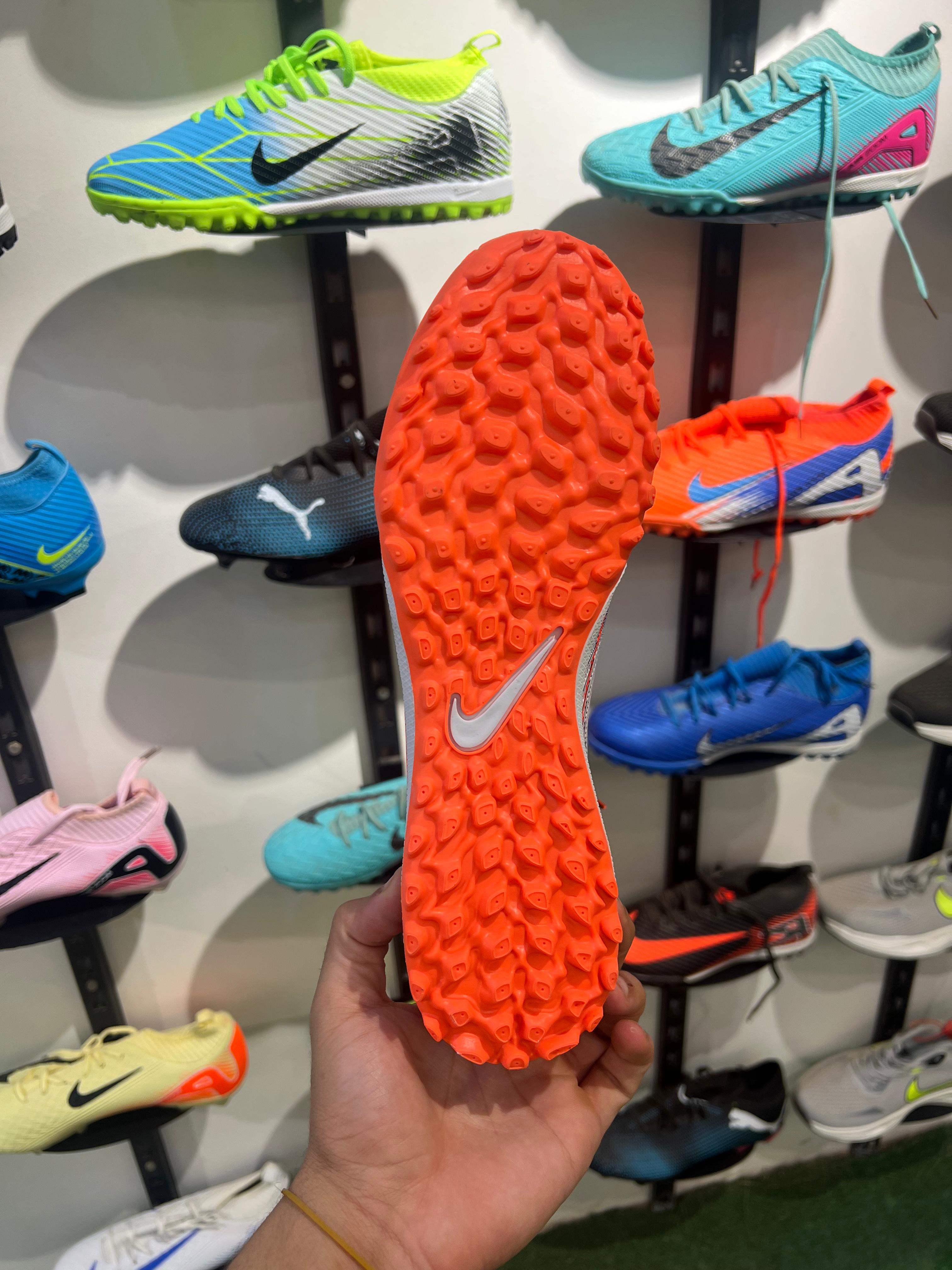 ترتان اير زوم برتقالي thumbnail